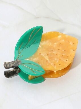 Lemon Clam Shell Hair Clip